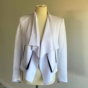 Reese + Riley black and white short jacket. Size 8. New